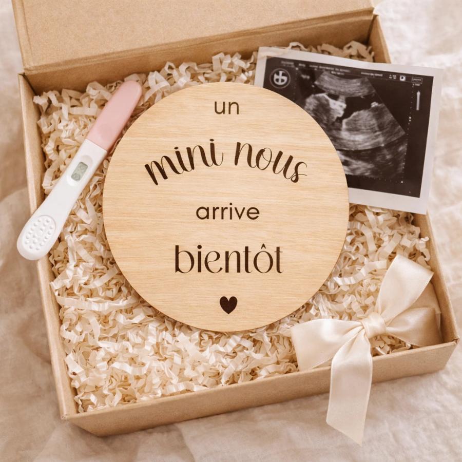 Carte annonce grossesse en bois