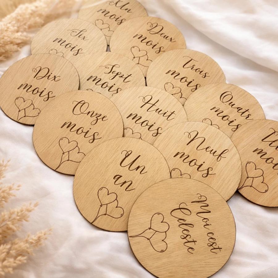 Cartes étapes naissance 12 mois en bois