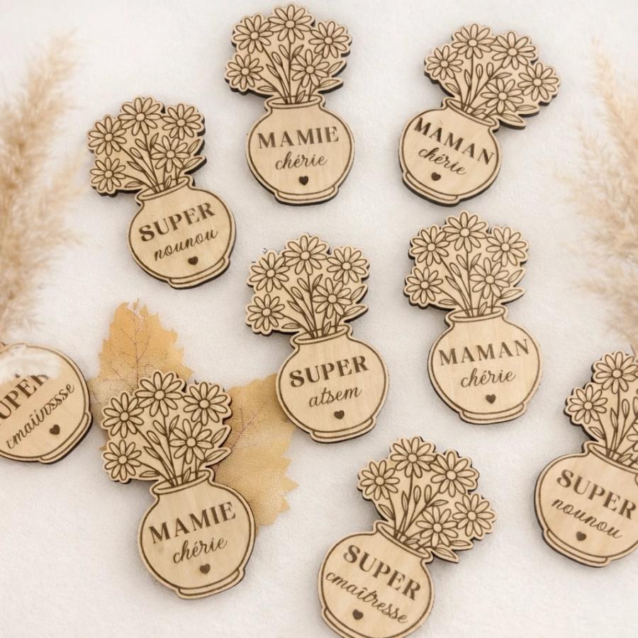 Magnet vase fleuri en bois personnalisé